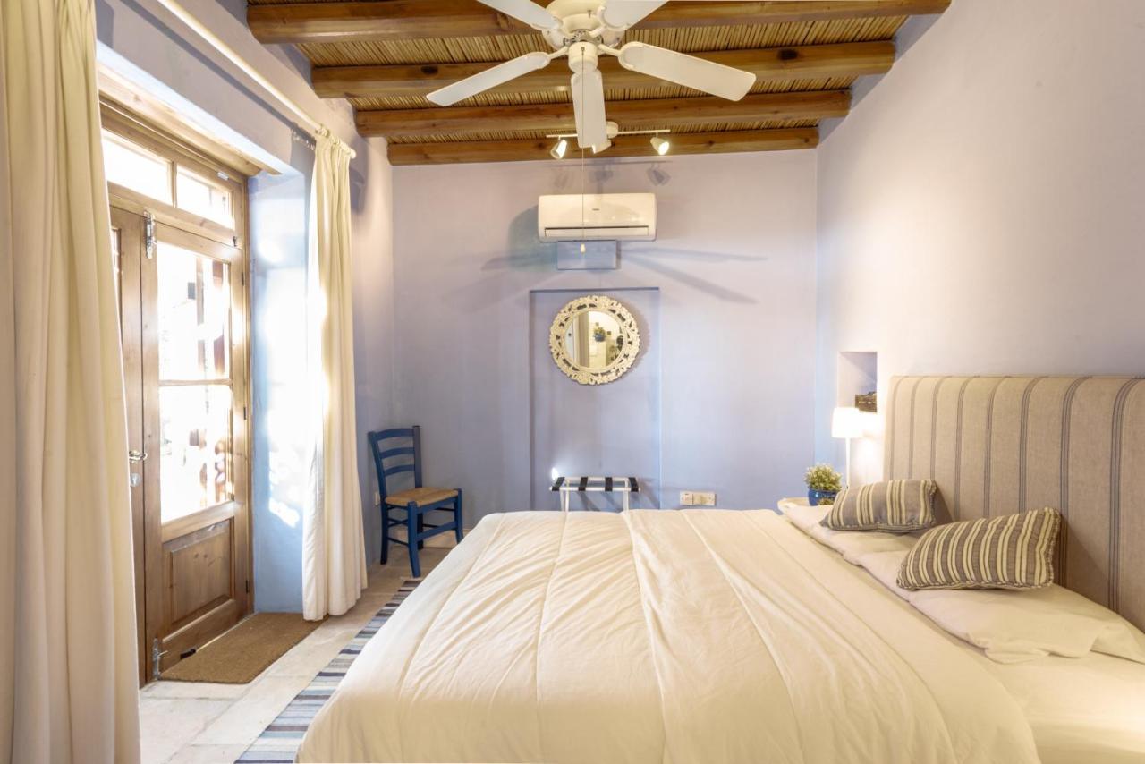 The Carob Tree Villa - Rustic Luxury Home With Access To Pool And Restaurant Larnaca Exteriör bild